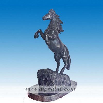 Bronze crazy horse sculpture CA-083