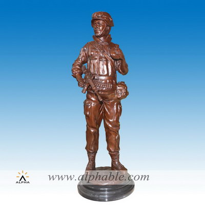 Modern bronze soldier sculpture CCS-187