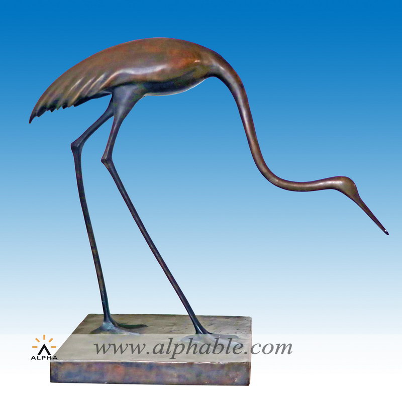 Bronze crane sculpture CA-095