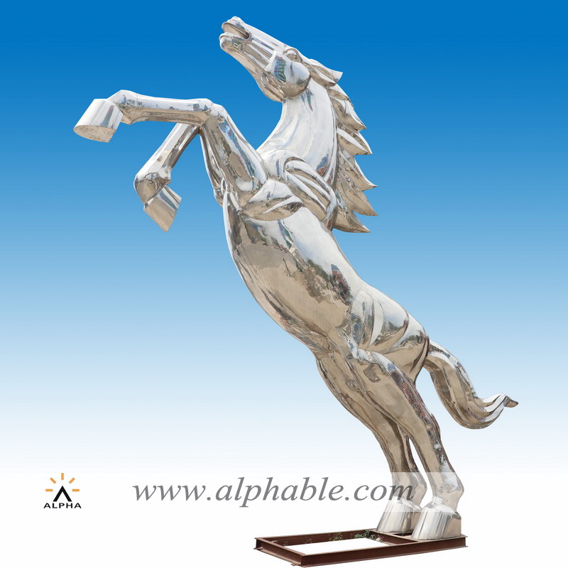 Metal horse sculpture STL-012
