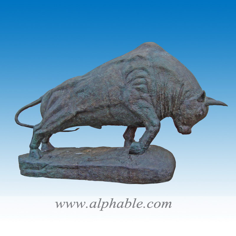 Life size bronze bull sculpture CA-017, CA-017